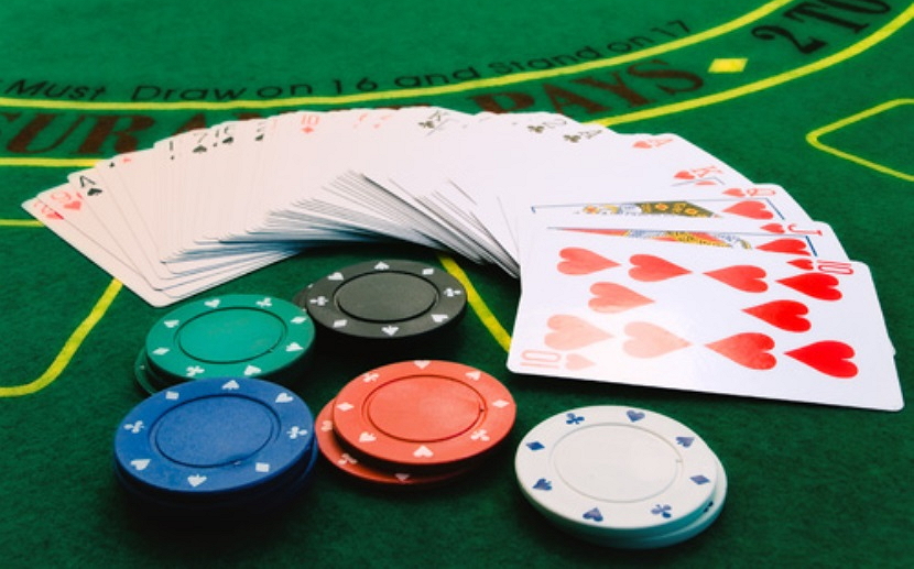 podschet kart high low v blekdzheke