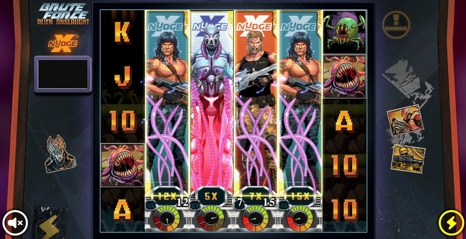 Бонусные особенности Brute Force Alien Onslaught
